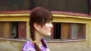 Дагуурын дээр cumshot нь Doggy style pov