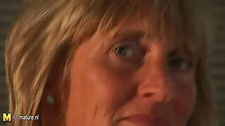 Улбар шар үстэй хүн хулгай Элизагийн fucks дараа банн нь царайлаг залуу