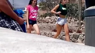 Хоер лесбиян Cunnilingus хийж, Дараа нь threesomes байх хөршөө урьсан