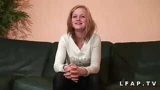 Түүний найз нь ээж нь шатааж, хүү нь FFM бэлгийн залгагдаж