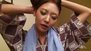 Se bionda шаргал сууж Түүний нүүрэн дээр өмнө нь сайхан interracial секс