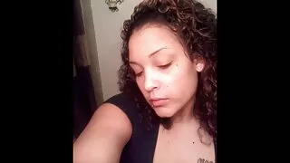 Новш болон Pussy чихмэл урагдсан pantyhose нь Японы эмэгтэй