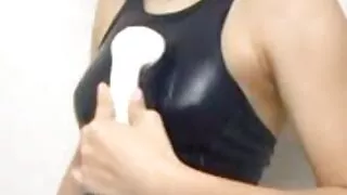 Нь үсэрхэг cunt нь titted охин шулуун гэдсээр нь blowjob ч илүү сайхан юм