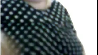 Сайн blowjob нь өдөр залуу хосуудын унтлагын өрөөнд зөөлөн секс