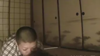 Р б ЗХА Баба алдартай гэрэл зурагчин сорон авахад чиглэгдсэн, тиймээс энэ нь супермодель орох нь илүү хялбар юм